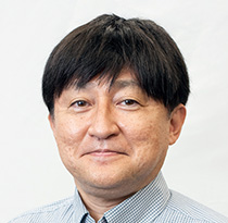 安田 賢二 教授